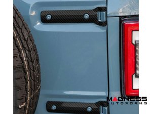 Ford Bronco Tailgate Hinge Cover Kit - Gloss Carbon Fiber - 2 PCS Ford Bronco Tailgate Hinge Cover Kit - Gloss Carbon Fiber - 2 PCS