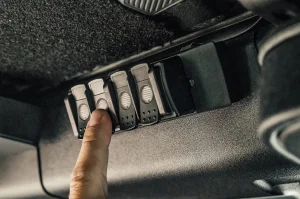 Ford Bronco Trigger 4 Plus Controller - ORACLE Lighting - w/ Underhood Mounting Bracket - 2021+ Ford Bronco Trigger 4 Plus Controller - ORACLE Lighting - w/ Underhood Mounting Bracket - 2021+