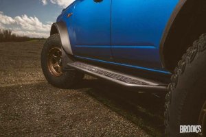 Ford Bronco Dominator Extreme D6 SideSteps Complete Kit - Go Rhino - 2021
