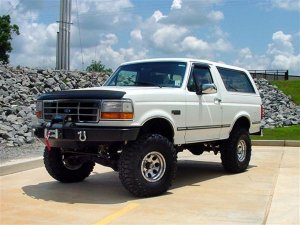 Ford Bronco Classic Lift Kit - Superlift - Superunner Radius Arm with Superlift Shocks - `80-`96 Ford Bronco Classic Lift Kit - Superlift - Superunner Radius Arm with Superlift Shocks - `80-`96
