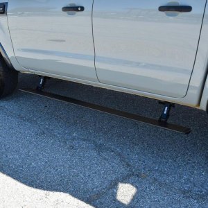Ford Bronco Running Boards - Westin - Pro-e Electric - Textured Black - `19-`24