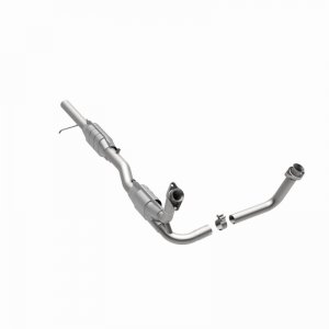 Ford Bronco Classic Catalytic Converter - Magnaflow - Direct-Fit - 5.0L - 1996