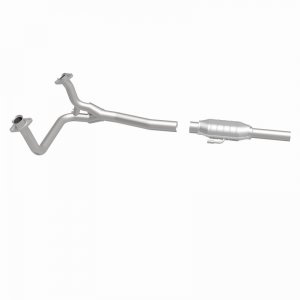 Ford Bronco Classic Catalytic Converter - Magnaflow - Standard Grade Direct-Fit - `85-`95