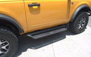 Ford Bronco Side Steps - Go Rhino - Dominator Xtreme D1 - Textured Black - `21-`24