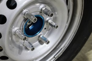 Ford Bronco Locking Lug Nut Set - Mishimoto - M12x1.5 27pc Set - Silver - 2021